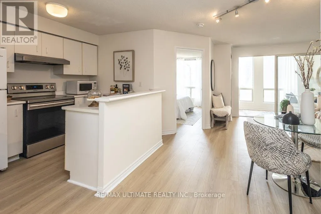 1010 - 25 GRENVILLE STREET