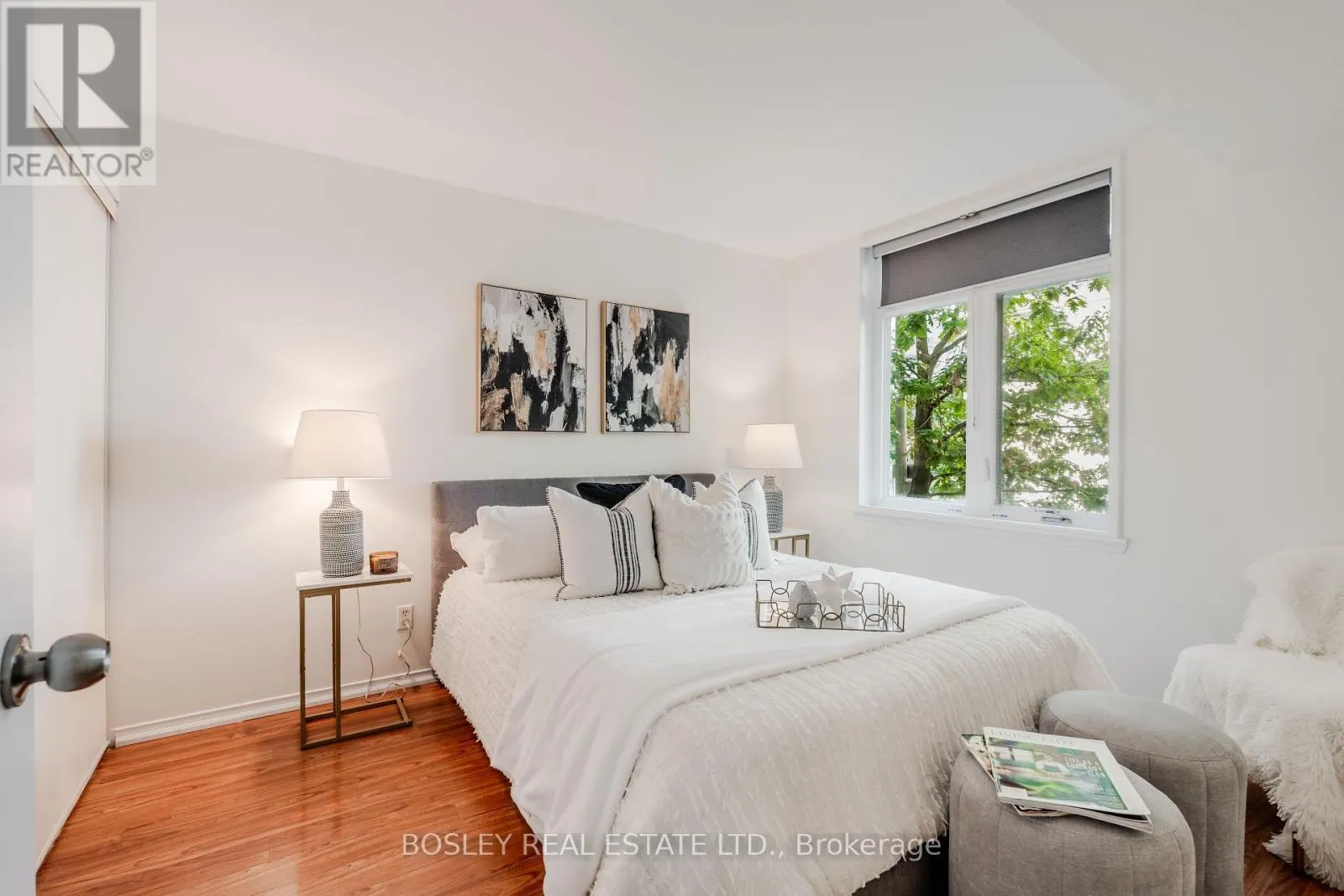 5 - 83 LILLIAN STREET W