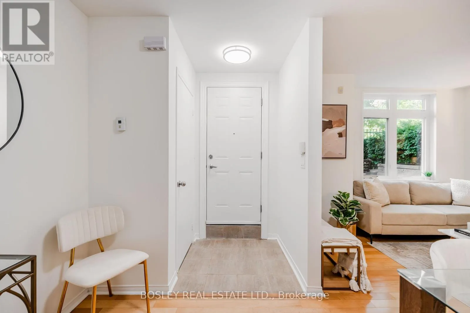 5 - 83 LILLIAN STREET W