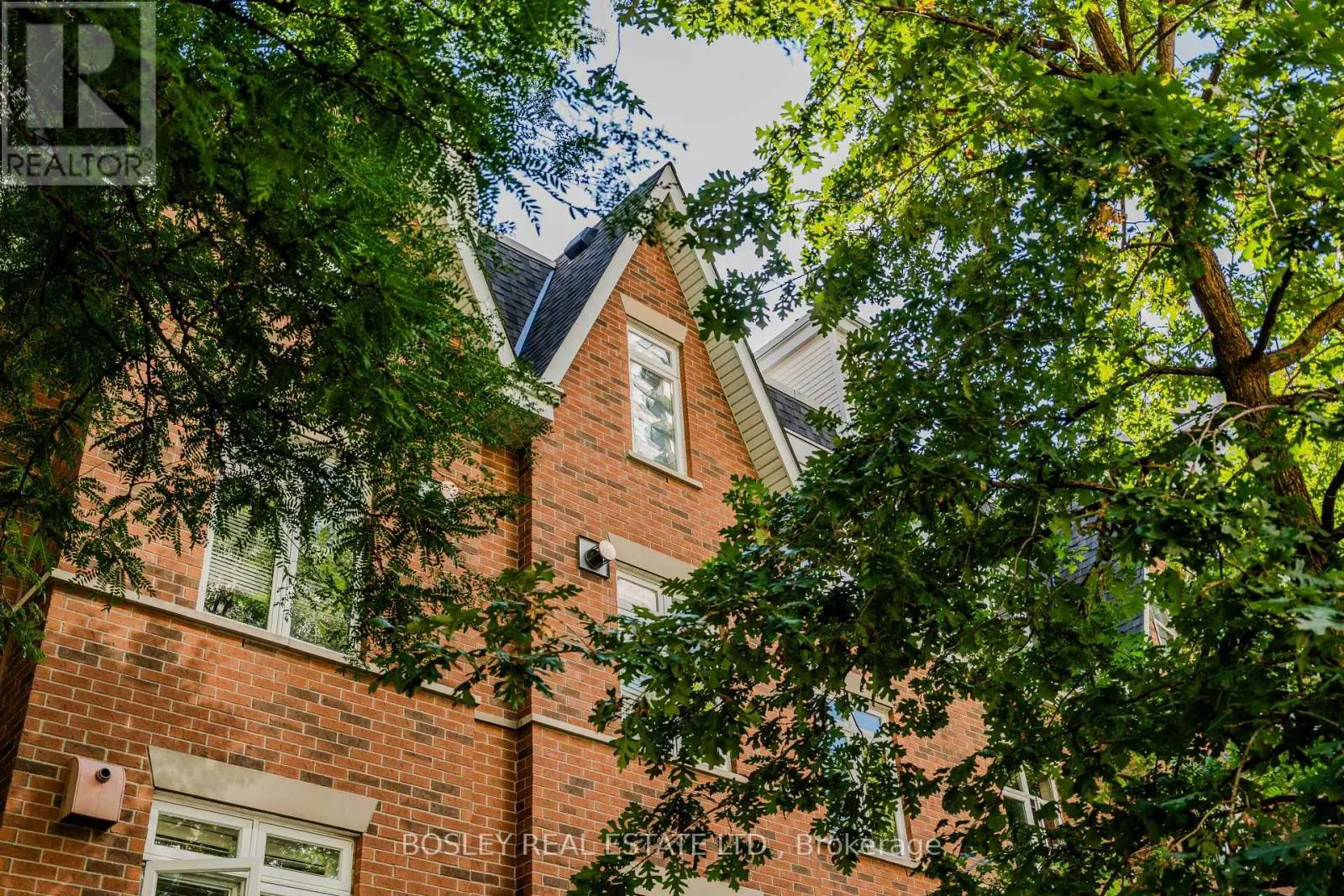 5 - 83 LILLIAN STREET W