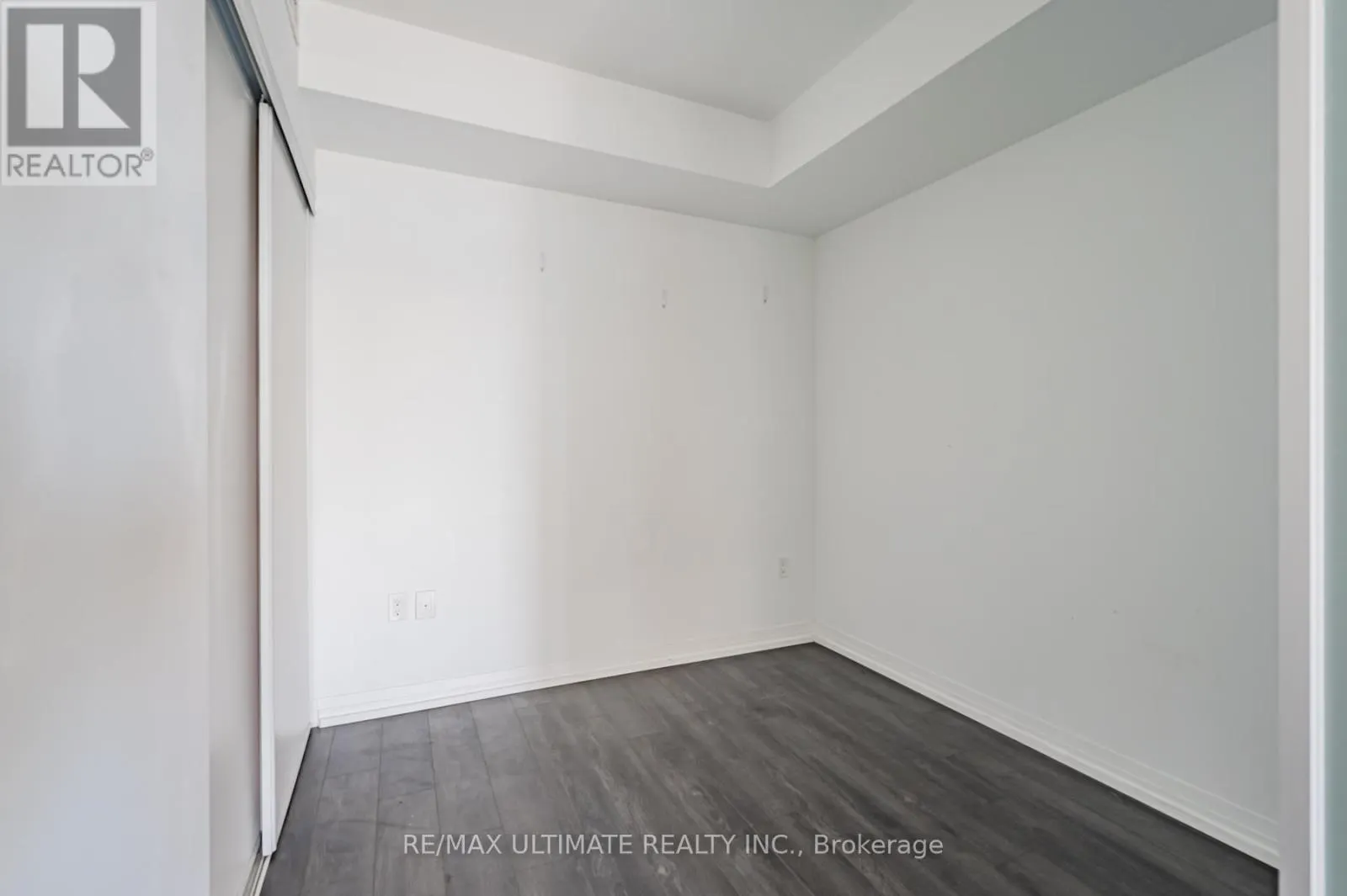 1518 - 251 JARVIS STREET