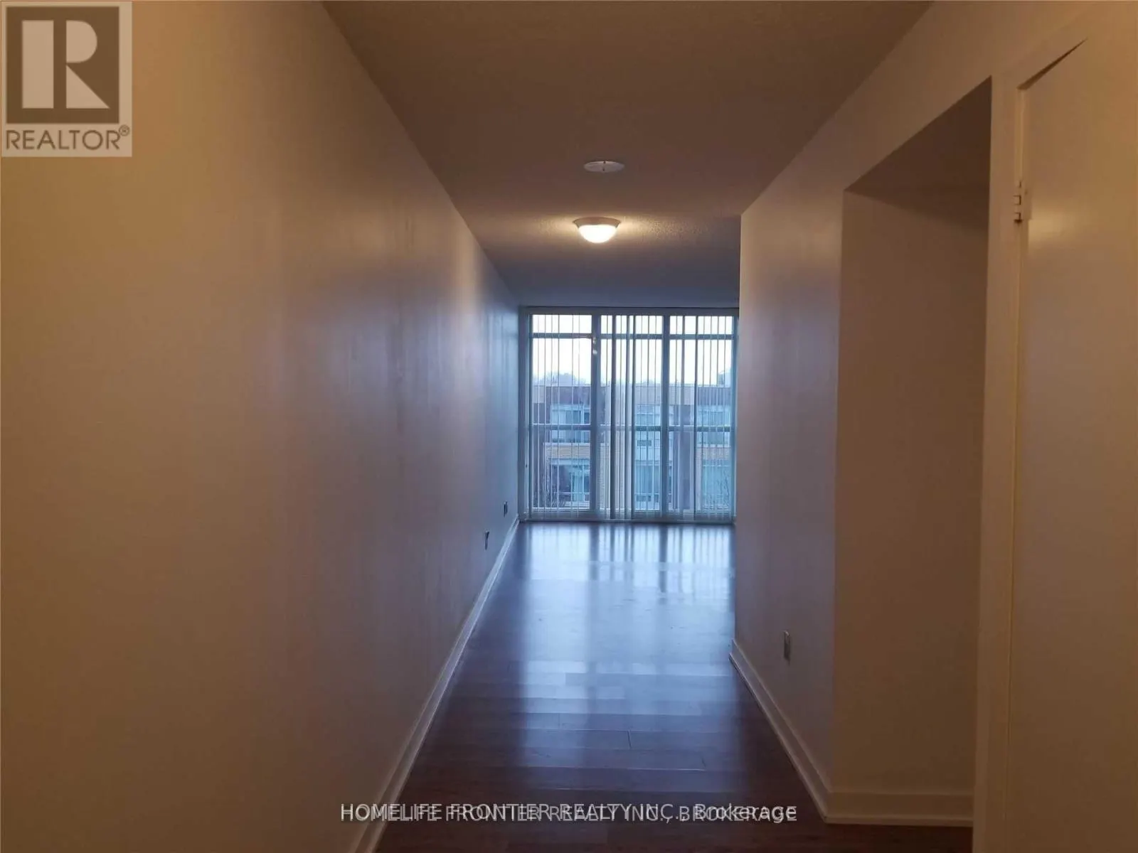 721 - 19 SINGER COURT