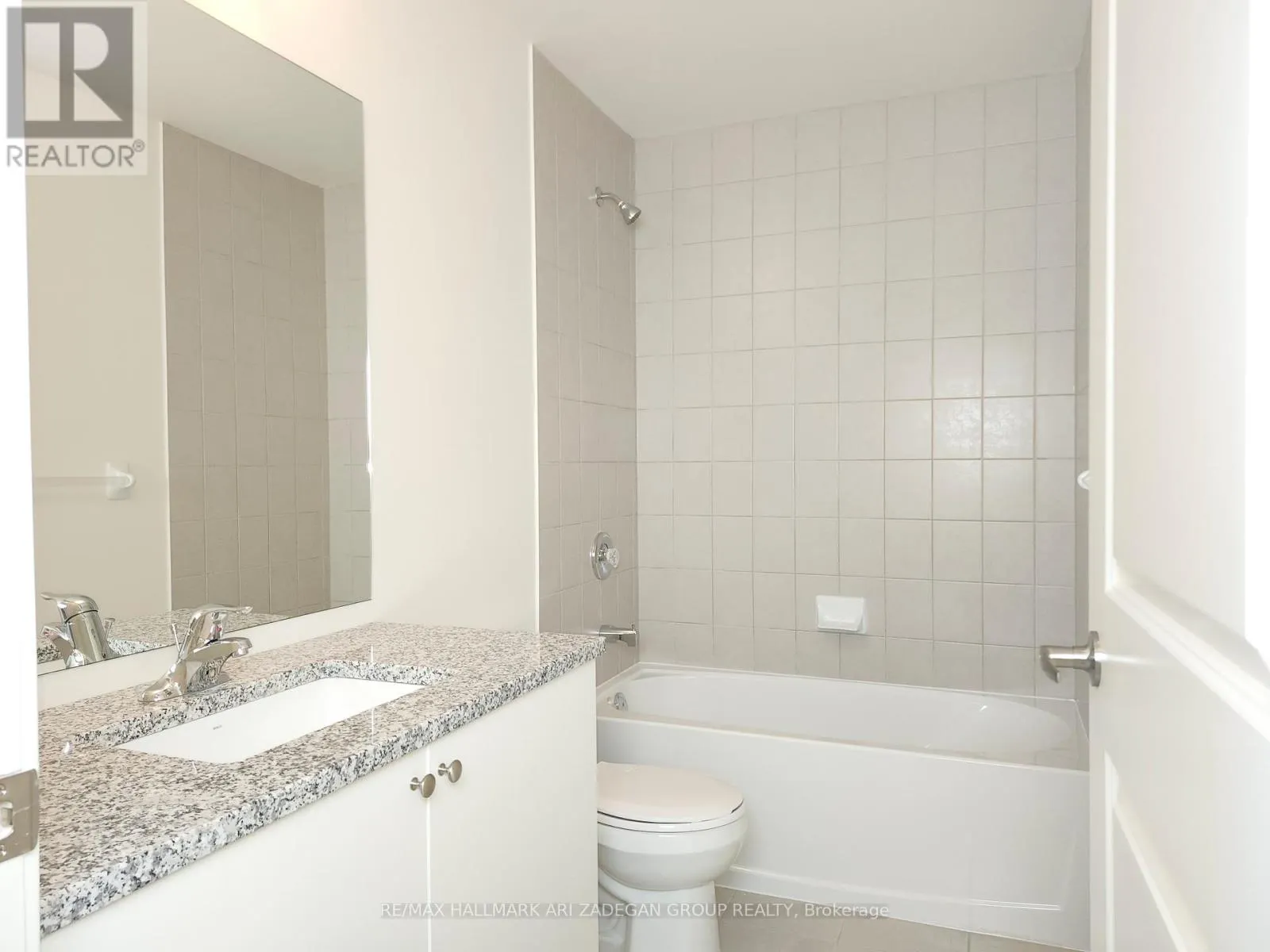 3102 - 4955 YONGE STREET