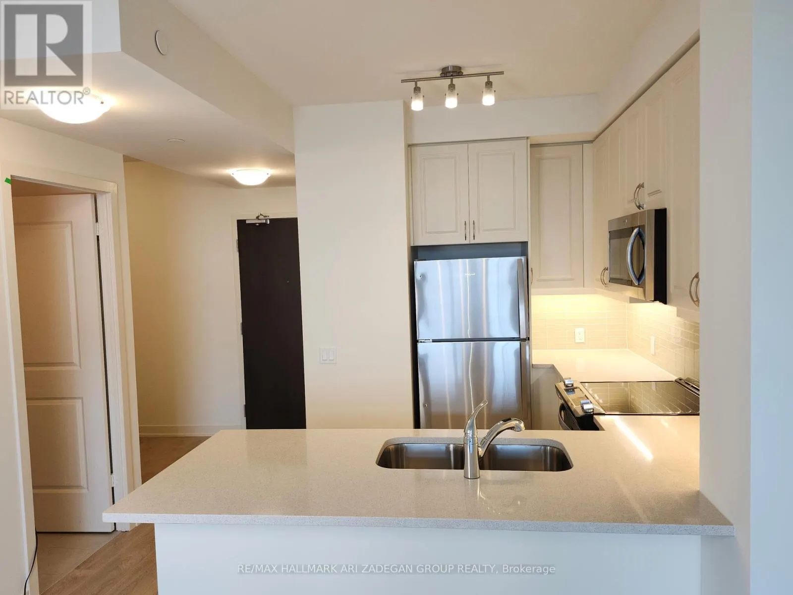 3102 - 4955 YONGE STREET