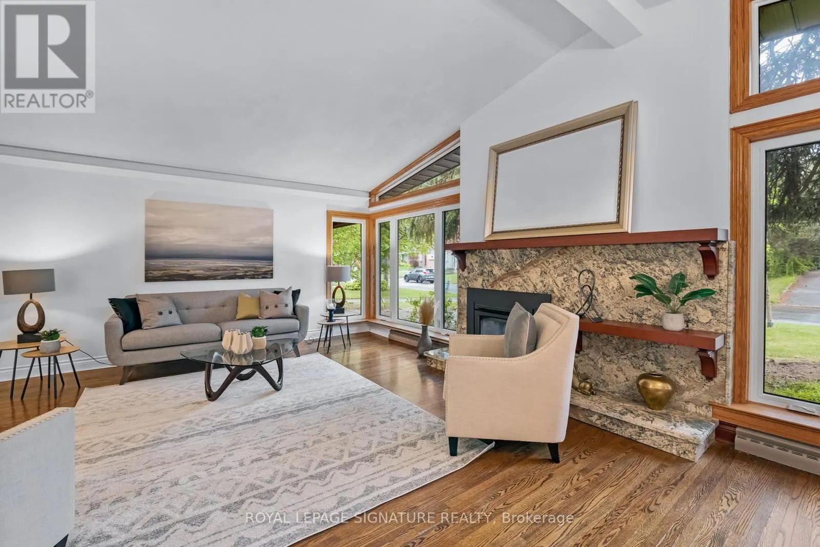 23 PALOMINO CRESCENT