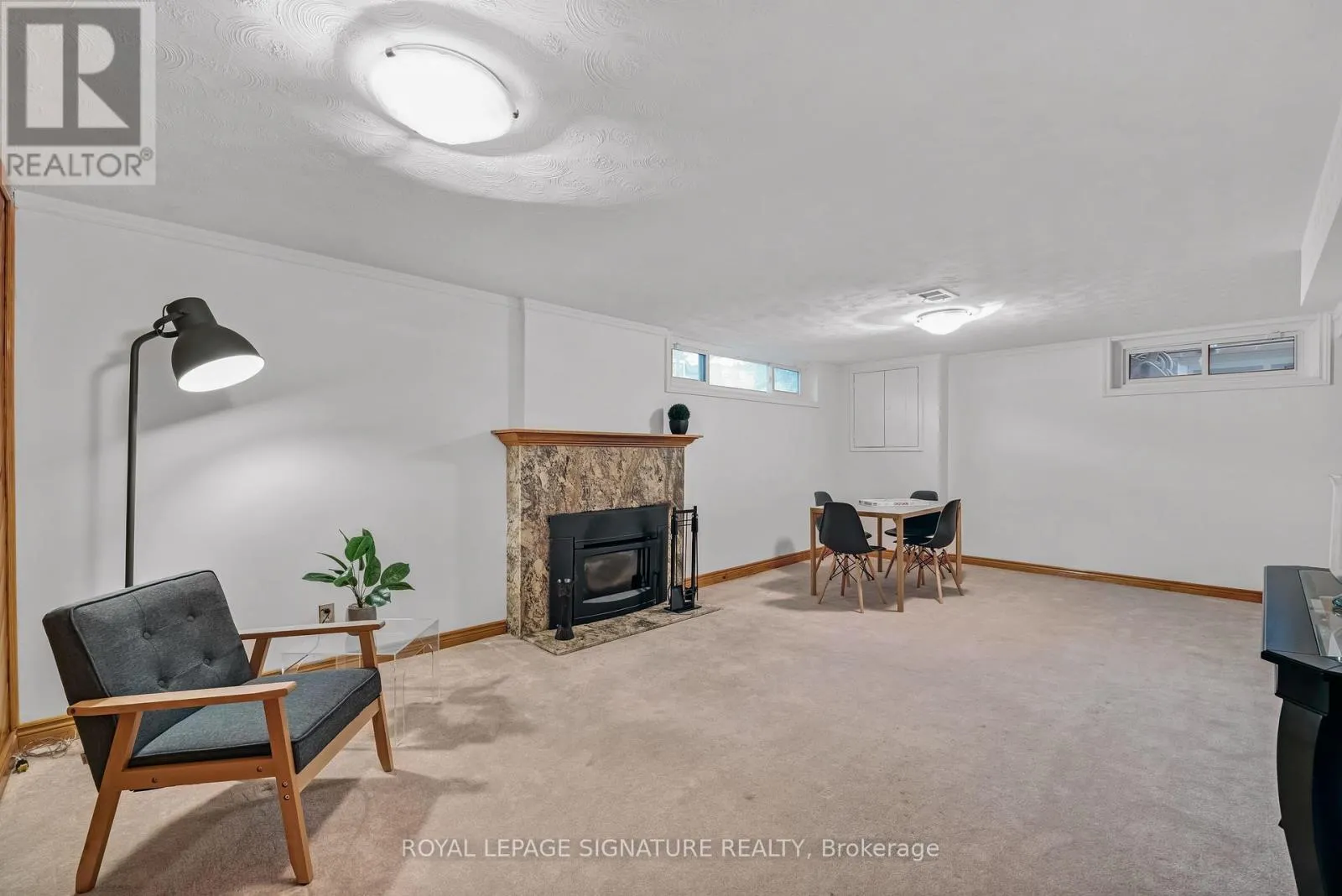 23 PALOMINO CRESCENT