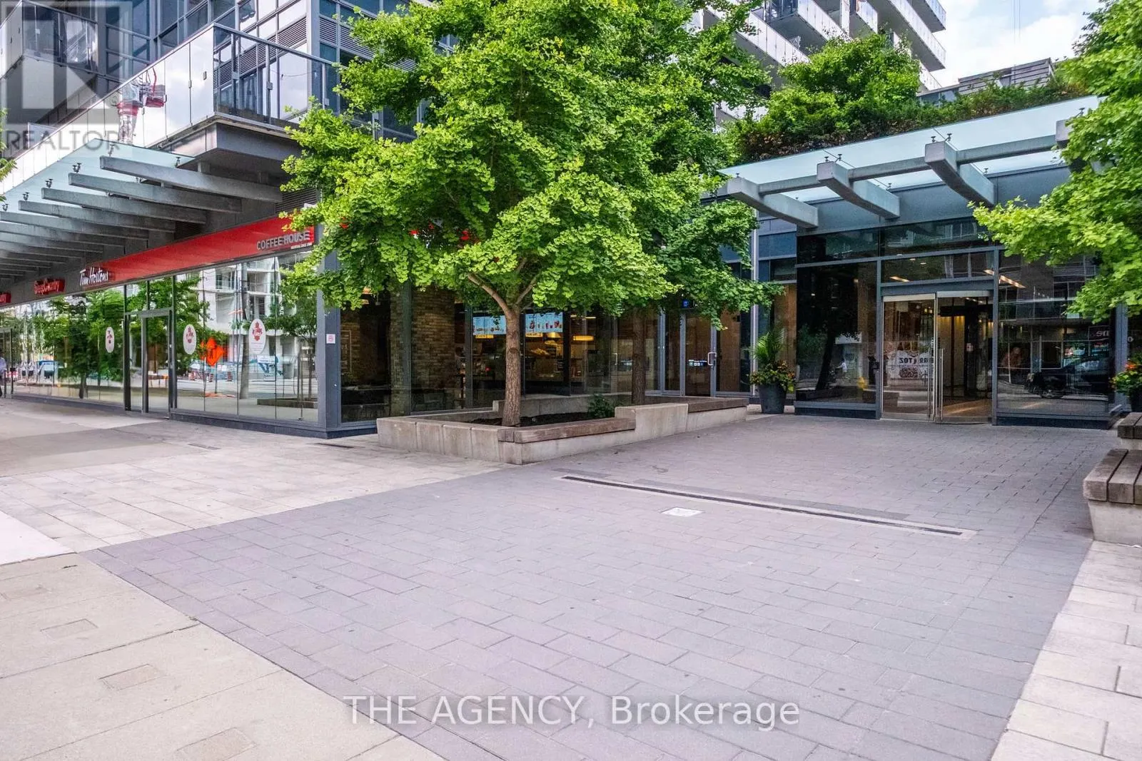 457 - 1030 KING STREET