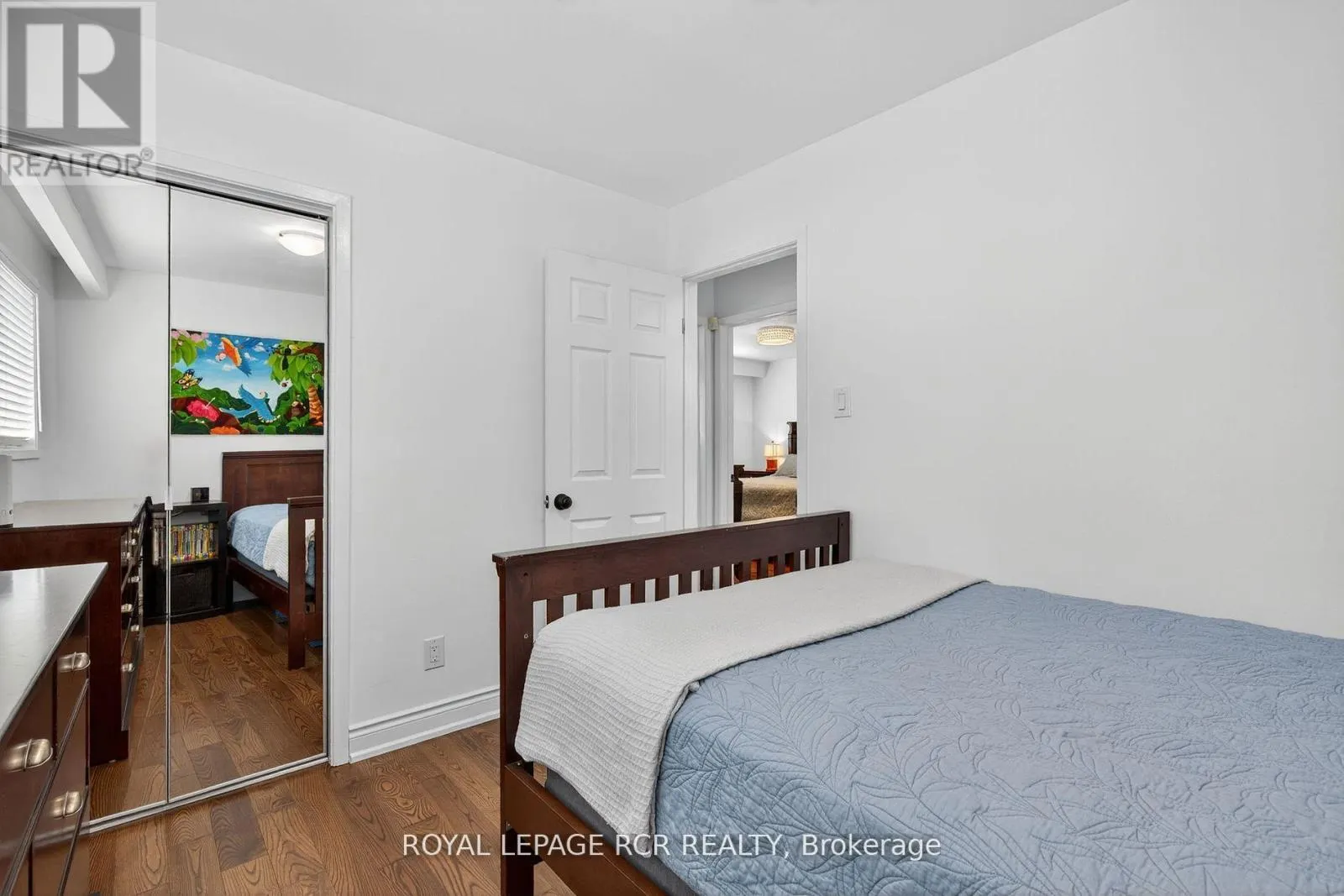 19 NAVAHO DRIVE