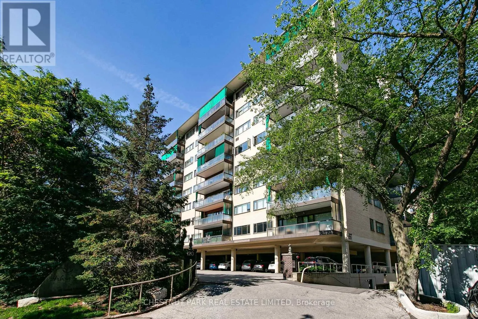 810 - 120 ROSEDALE VALLEY ROAD S