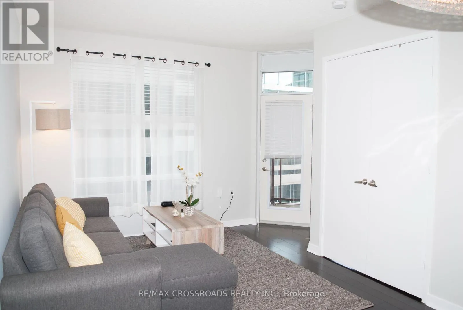 1108 - 85 BLOOR STREET E