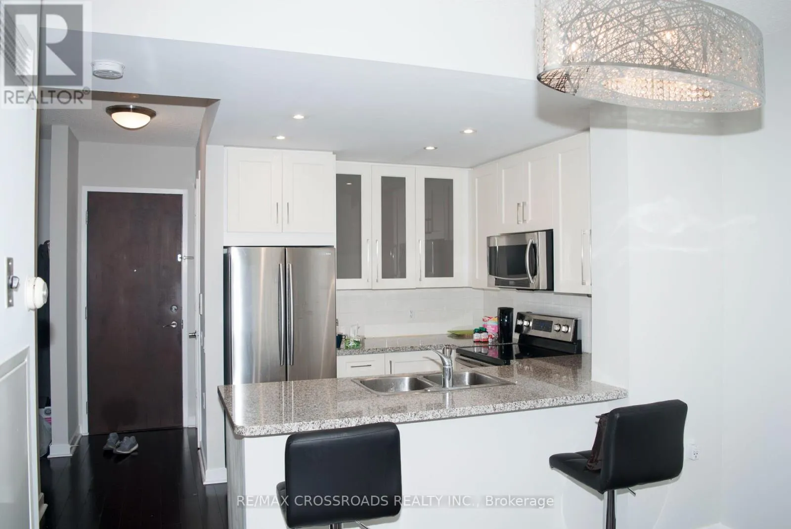 1108 - 85 BLOOR STREET E