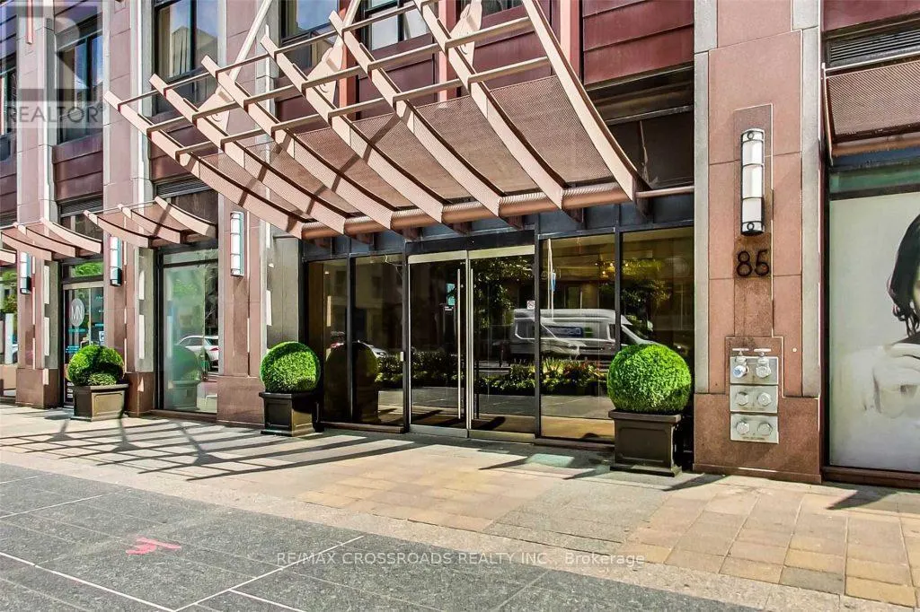 1108 - 85 BLOOR STREET E