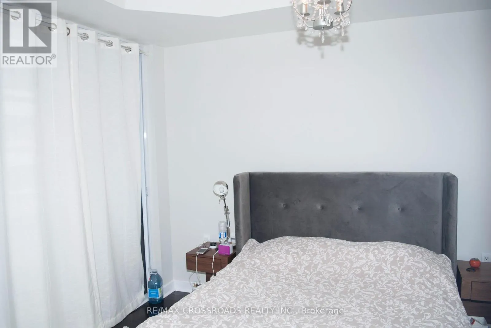 1108 - 85 BLOOR STREET E