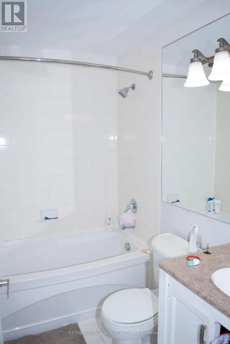 1108 - 85 BLOOR STREET E