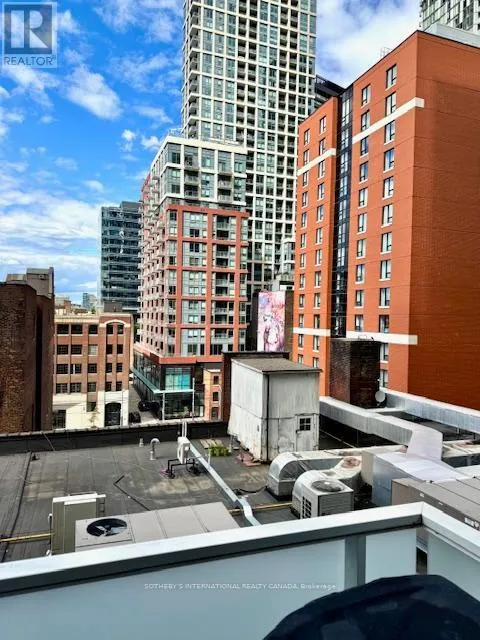 606 - 11 CHARLOTTE STREET