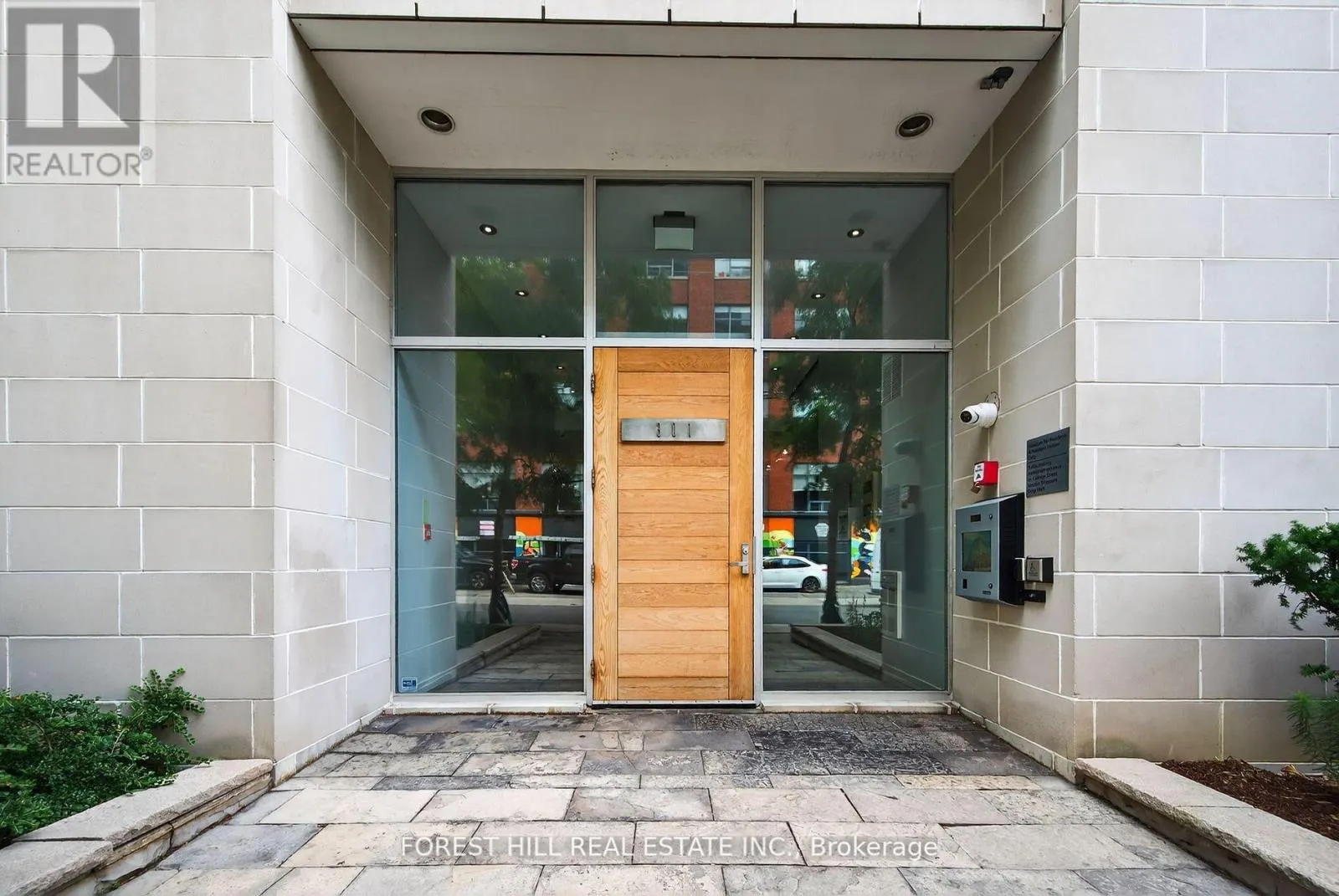 505 - 301 MARKHAM STREET