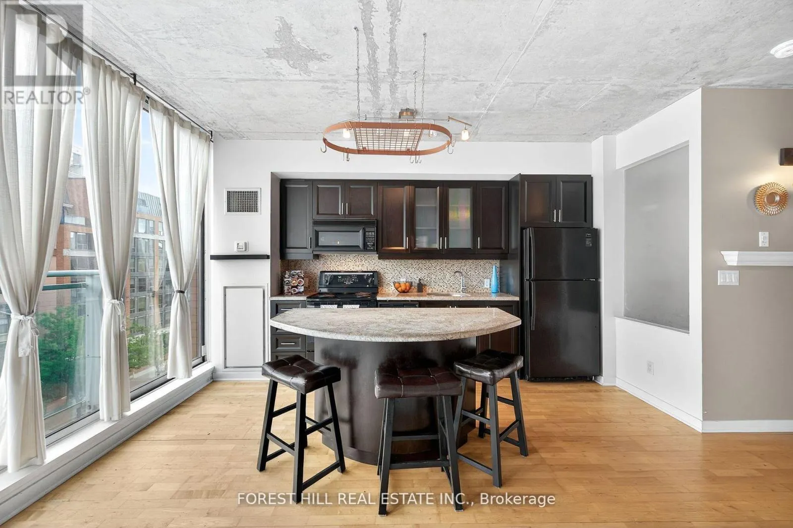 505 - 301 MARKHAM STREET