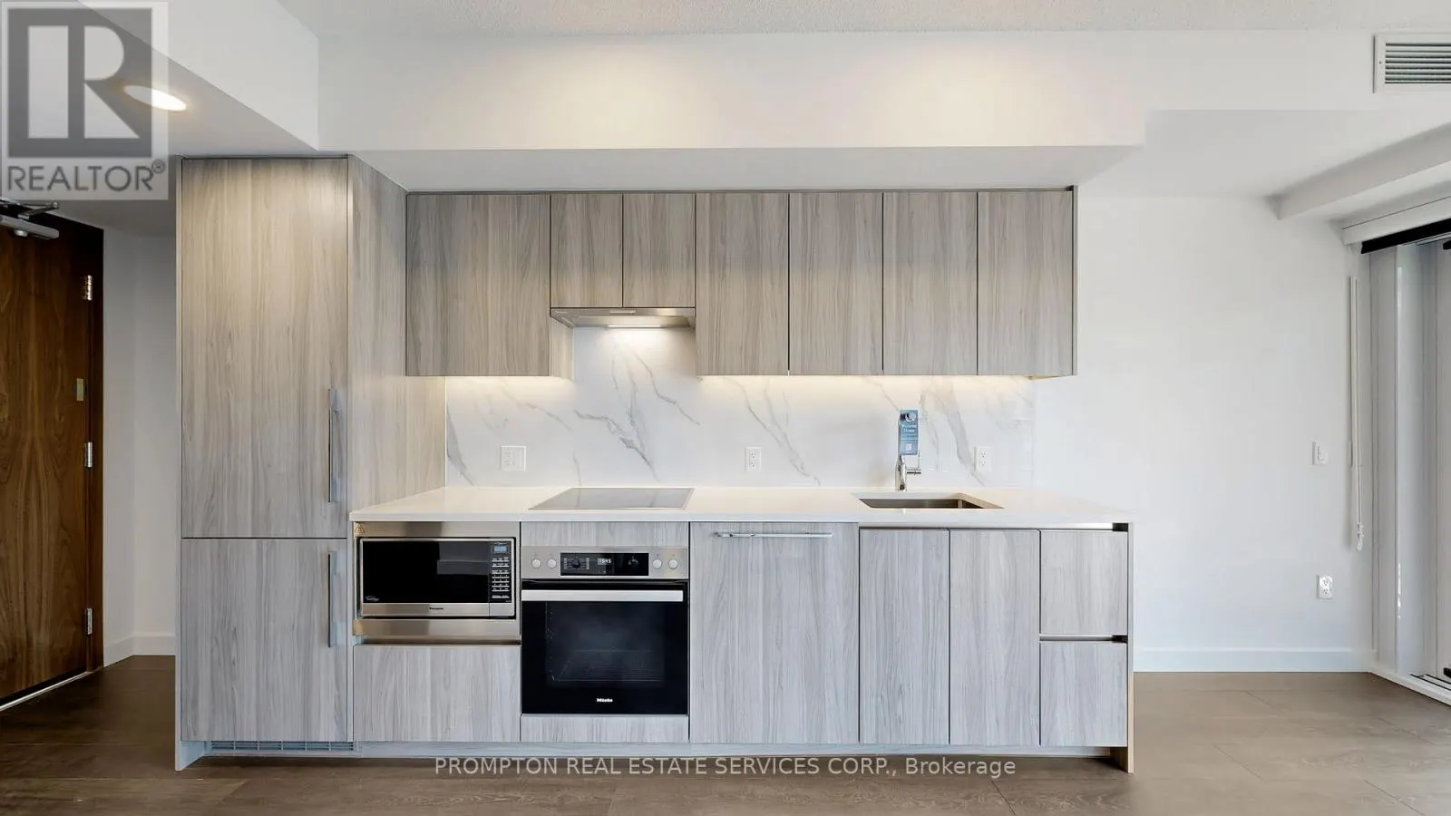 2502 - 3 CONCORD CITYPLACE WAY