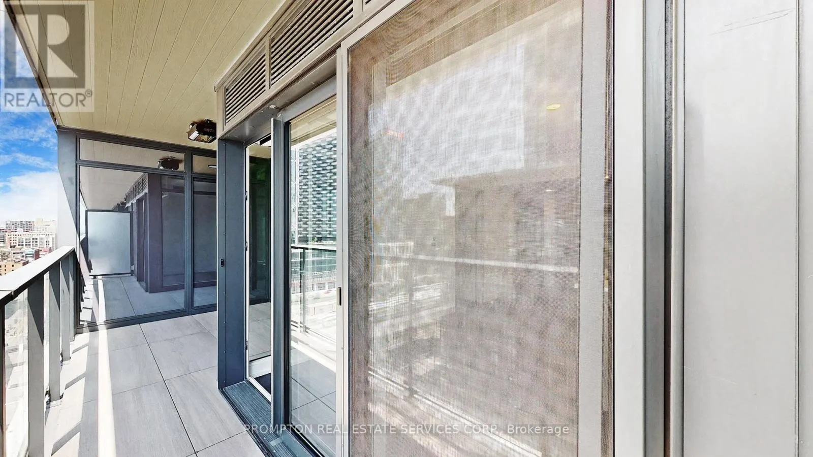 2502 - 3 CONCORD CITYPLACE WAY