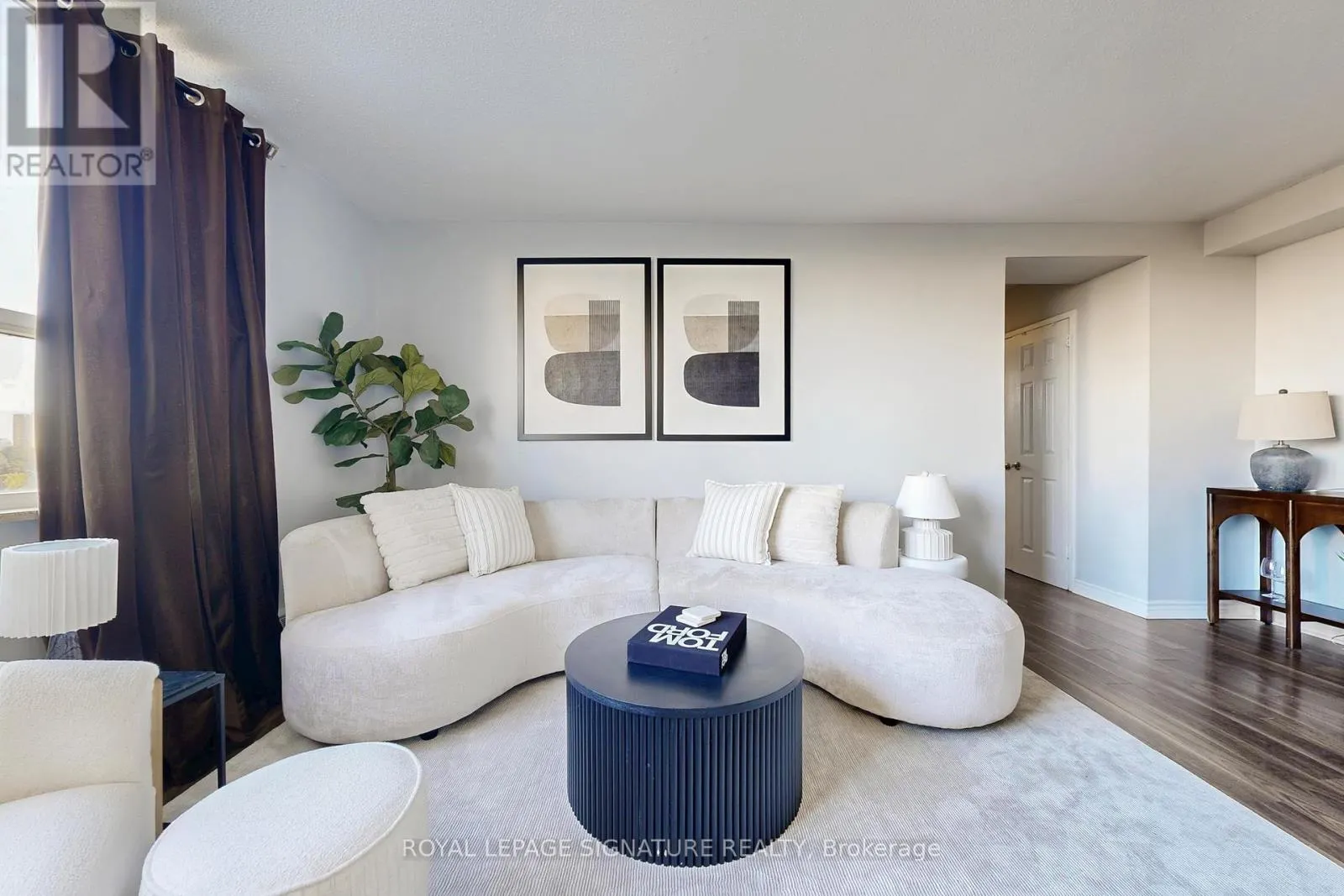 801 - 5 PARKWAY FOREST DRIVE