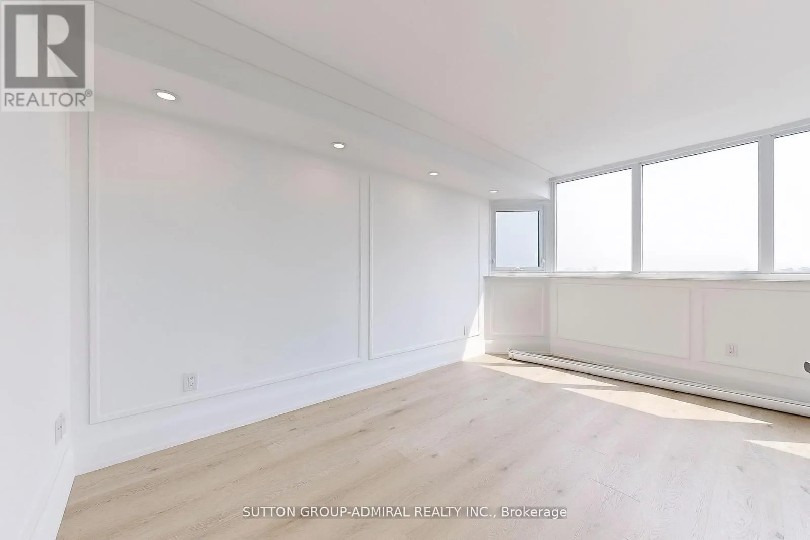 2009 - 65 SPRING GARDEN AVENUE