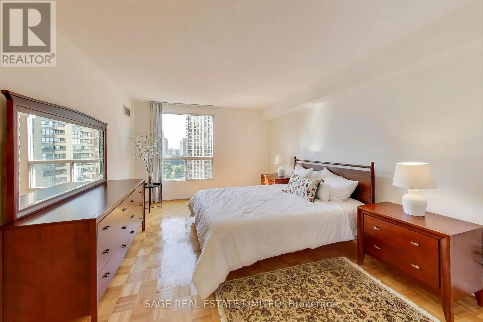 1201 - 5 CONCORDE PLACE