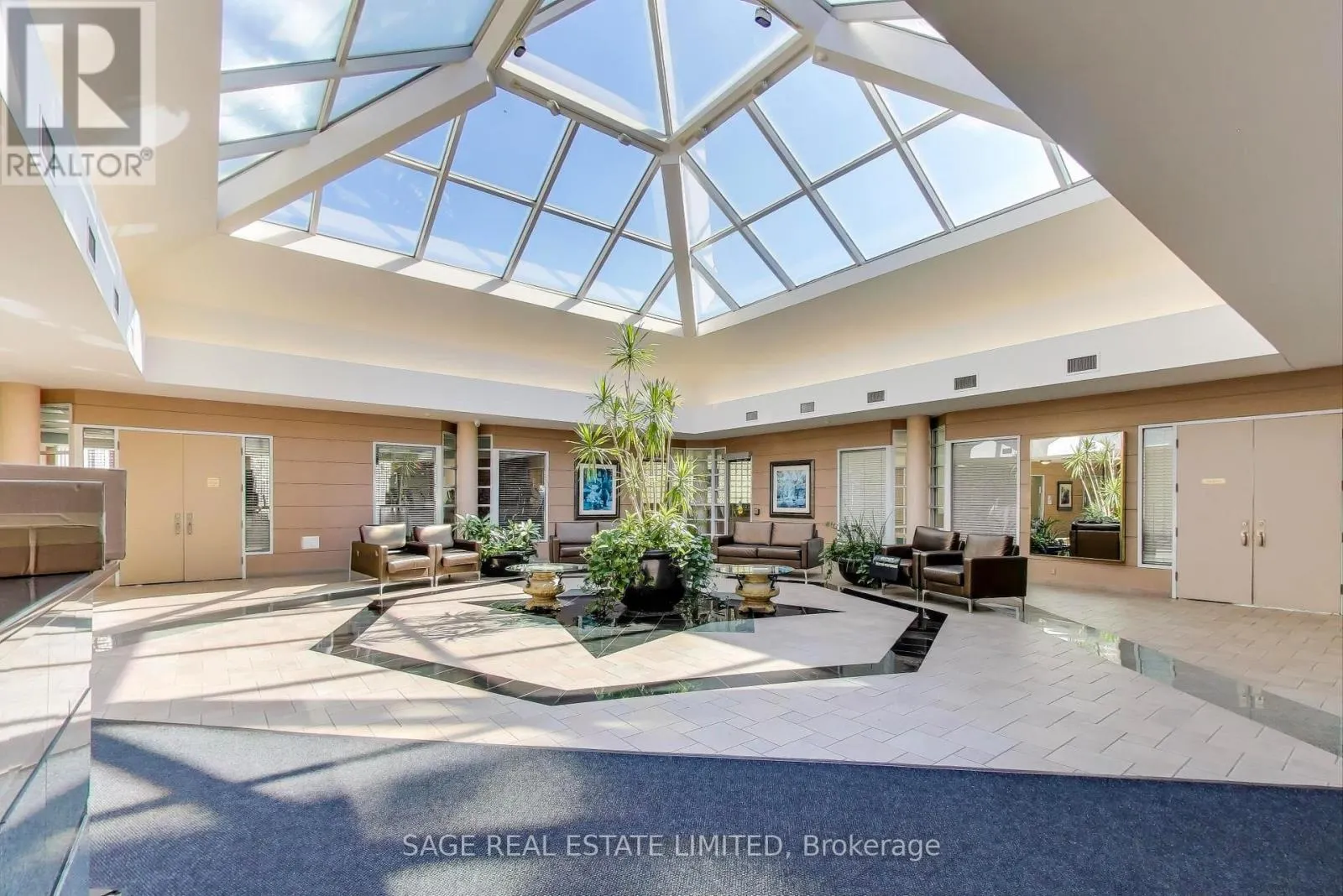 1201 - 5 CONCORDE PLACE