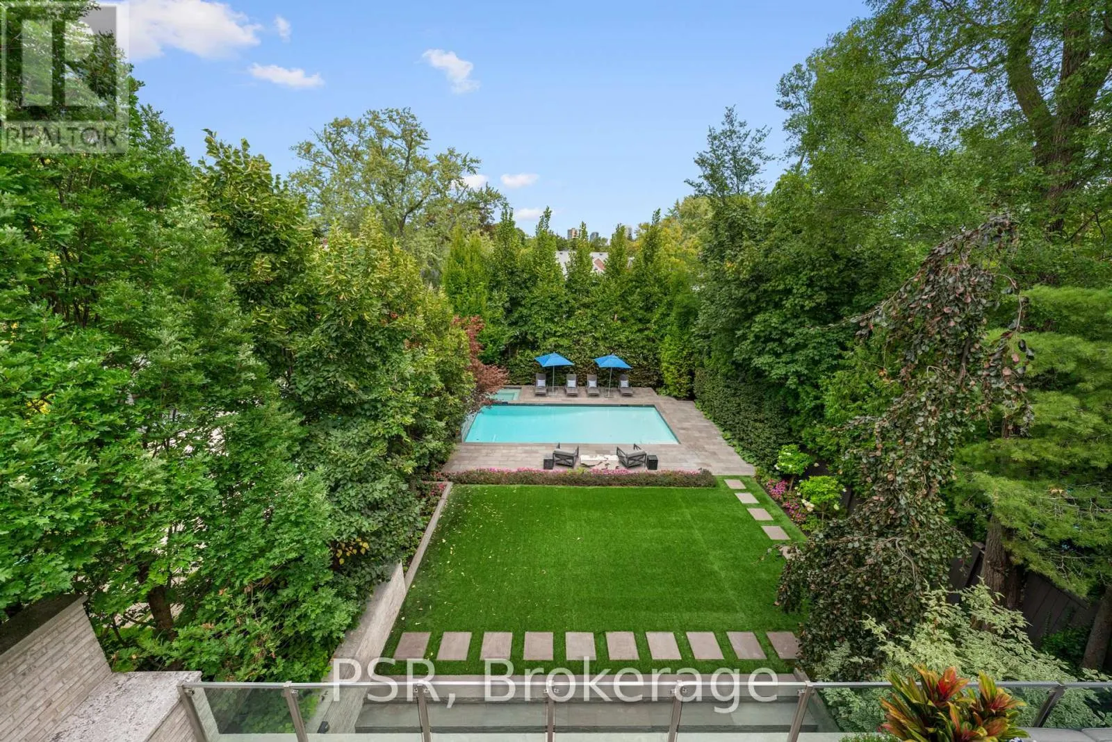 221 DUNVEGAN ROAD