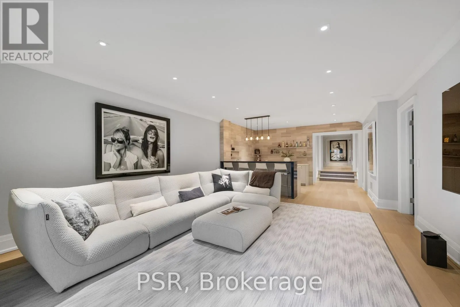 221 DUNVEGAN ROAD