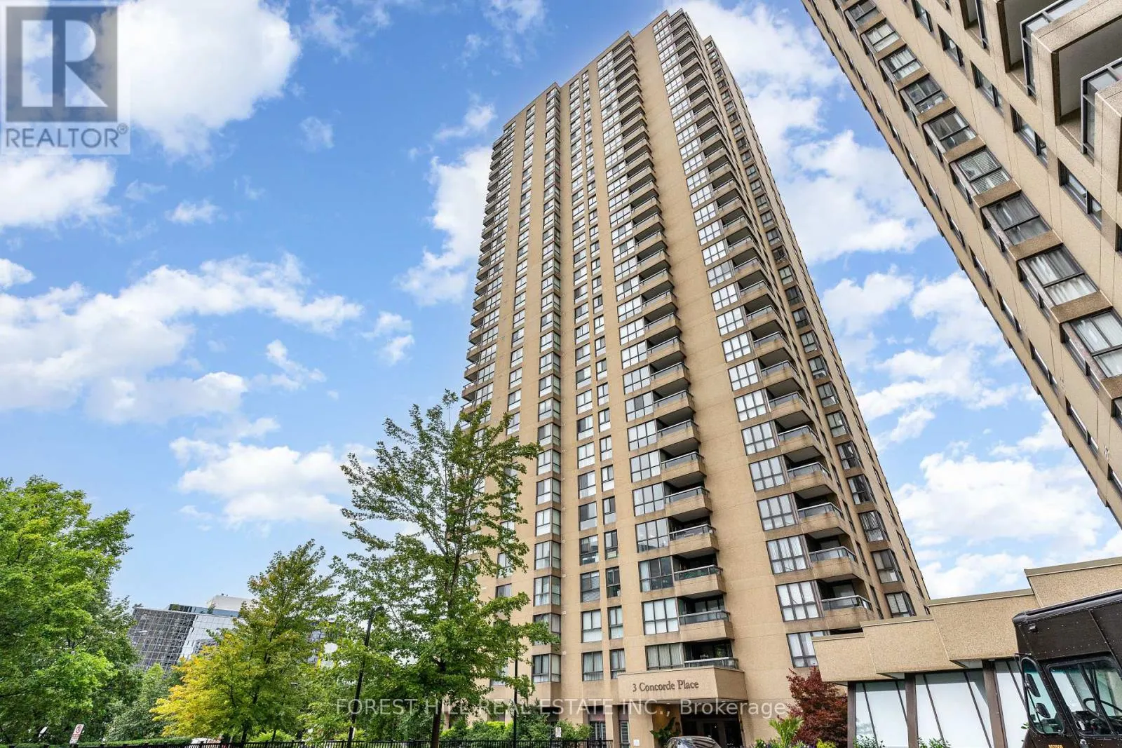 2004 - 3 CONCORDE PLACE