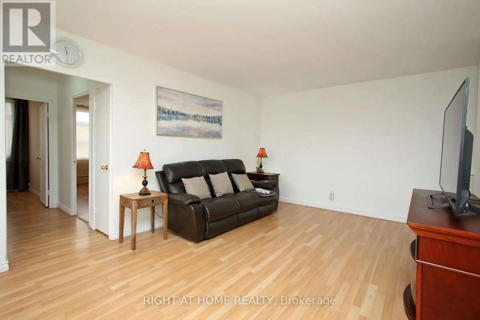 301 - 59 NEPTUNE DRIVE