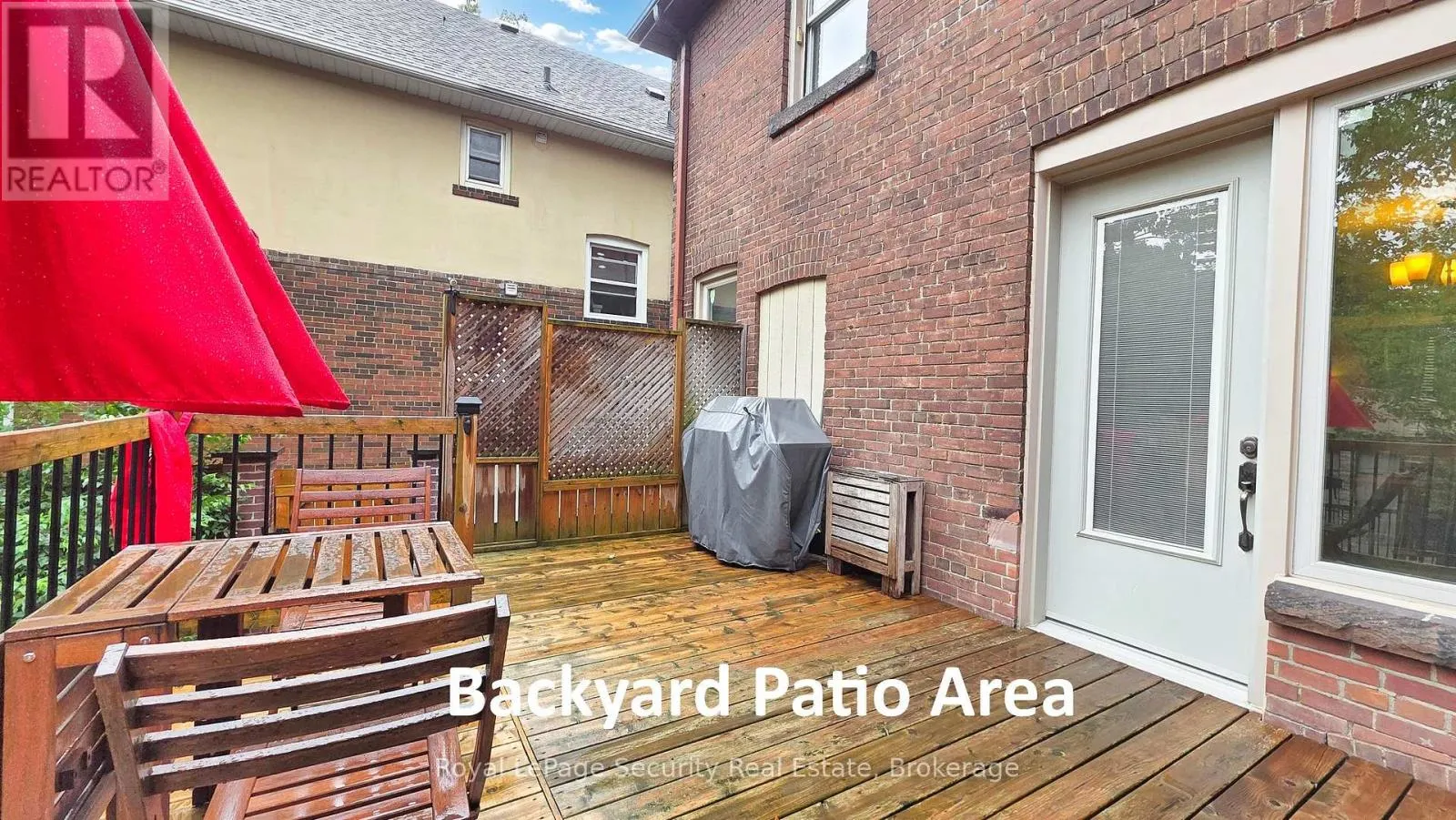 251 ST CLAIR AVENUE E