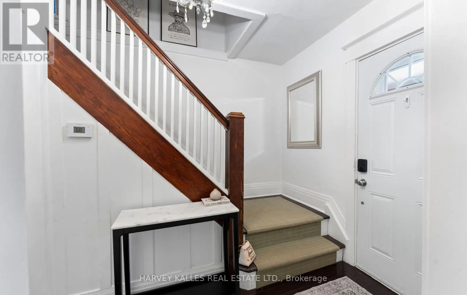306 WYCHWOOD AVENUE
