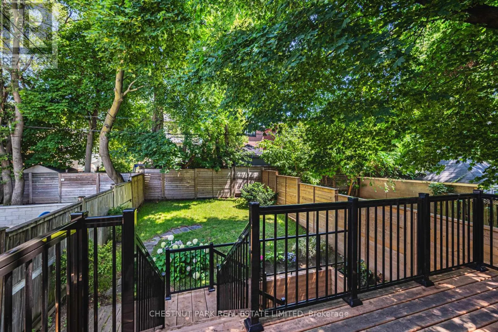 1031 SPADINA ROAD