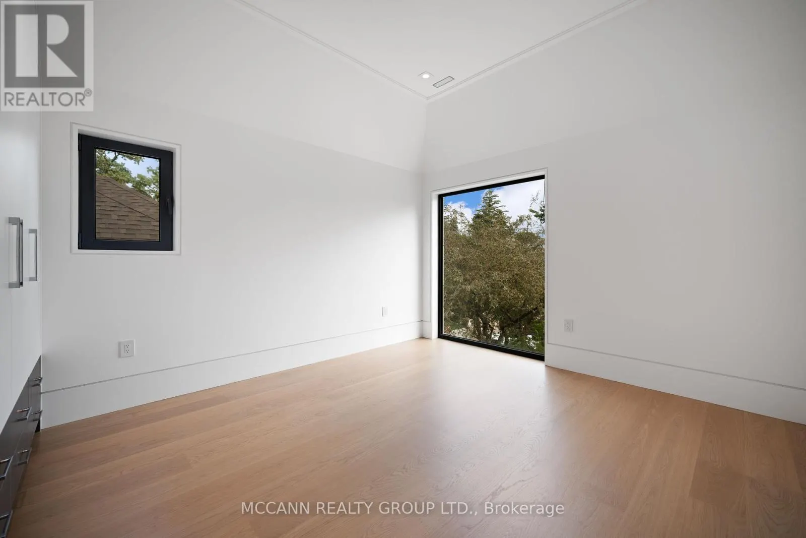 64 GLENGOWAN ROAD