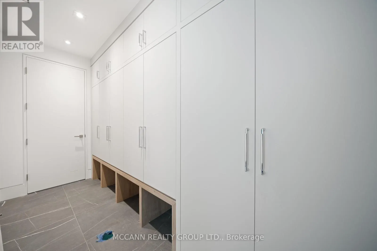 64 GLENGOWAN ROAD
