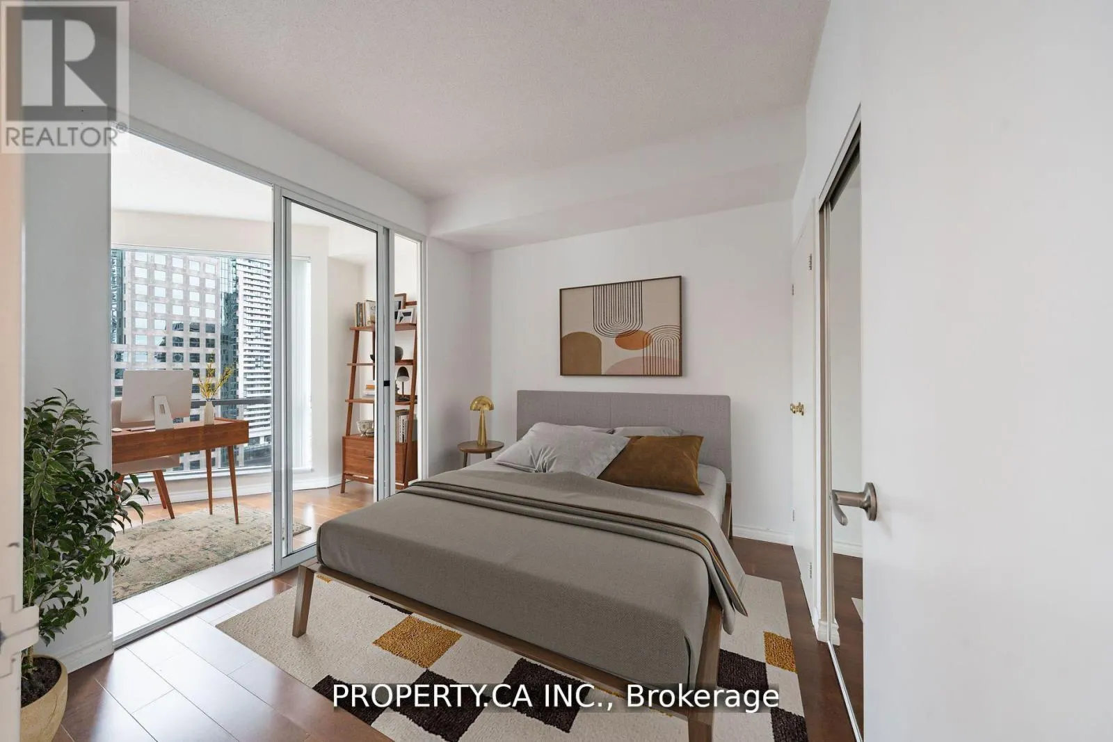 SPH2406 - 10 QUEENS QUAY W
