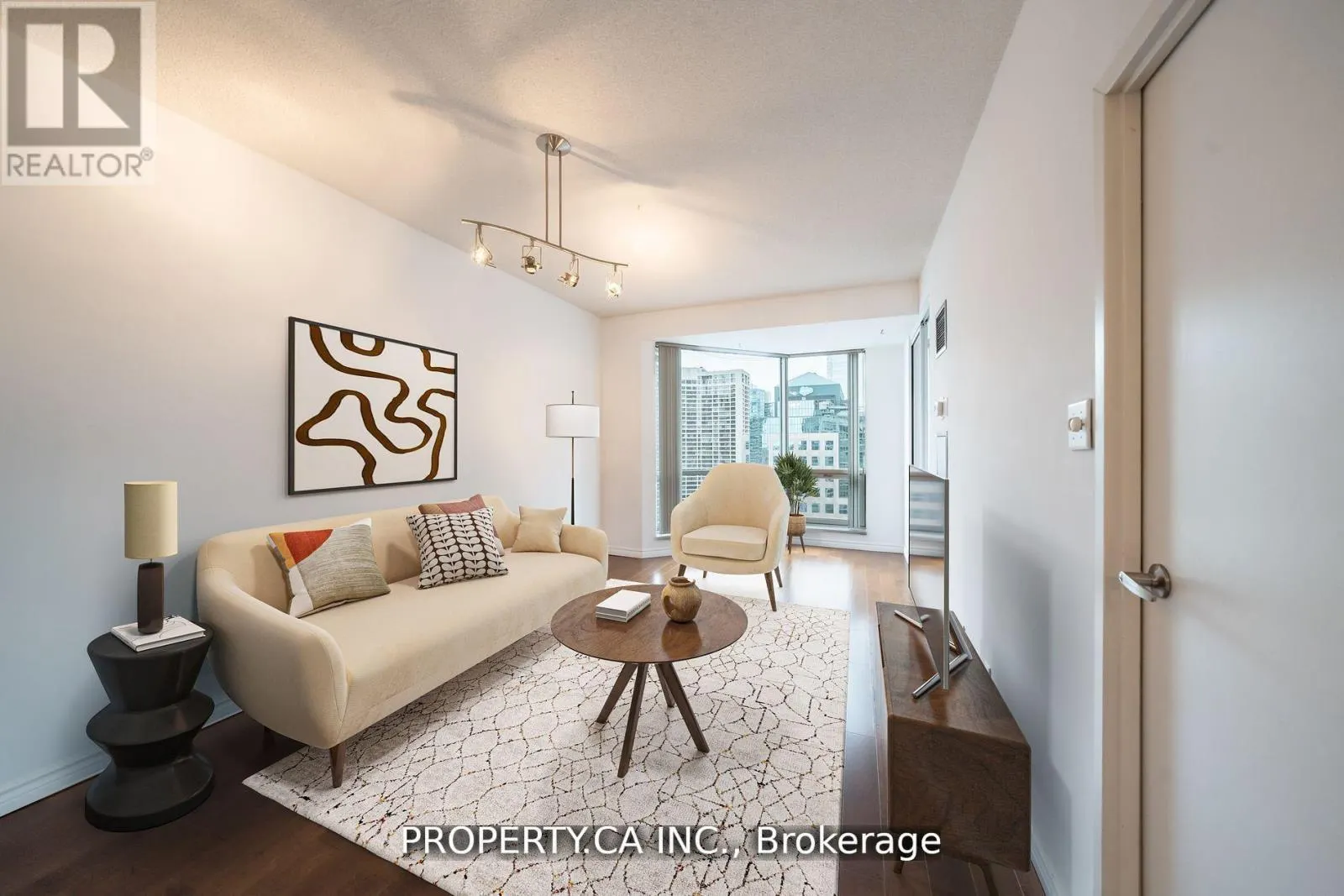 SPH2406 - 10 QUEENS QUAY W