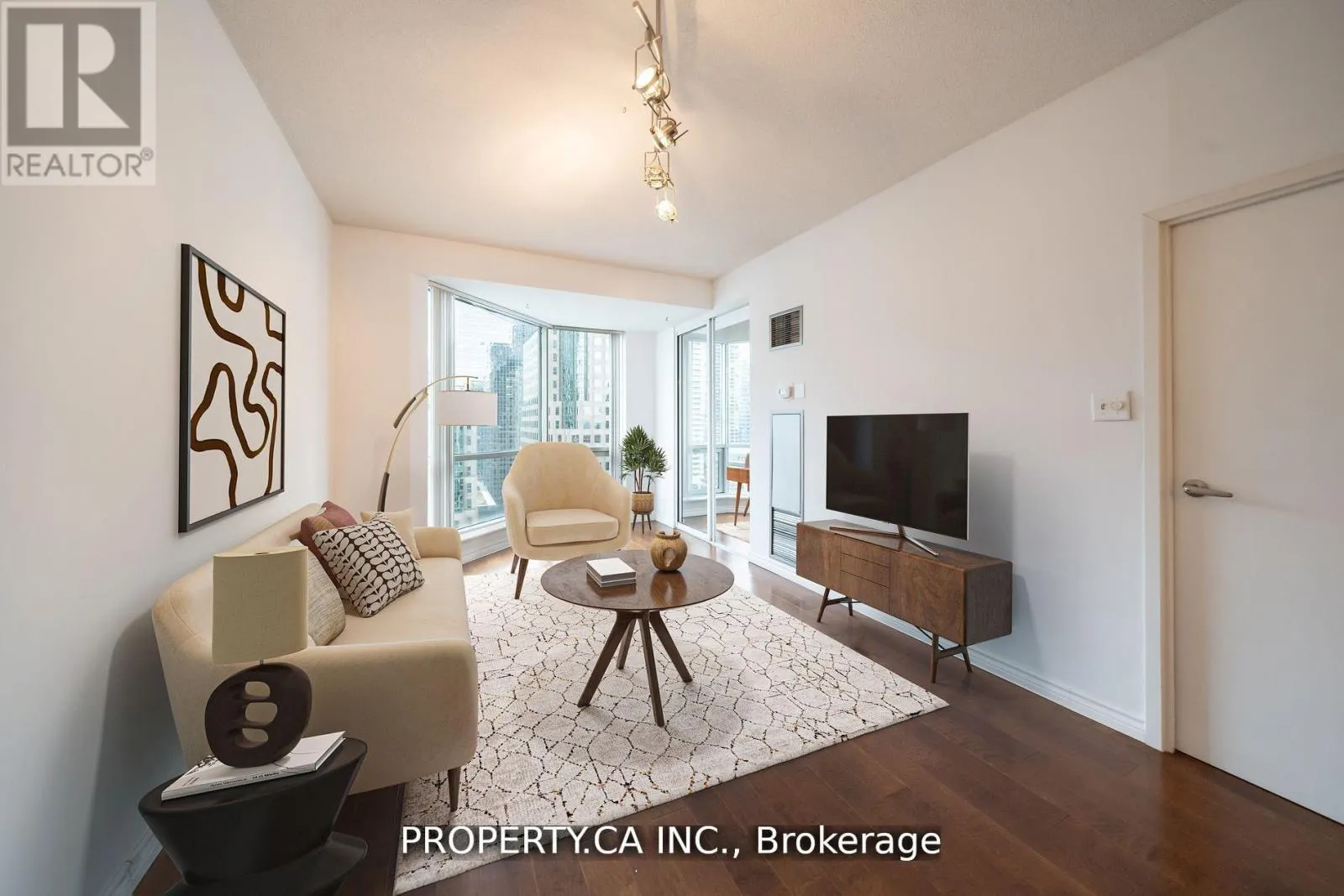 SPH2406 - 10 QUEENS QUAY W