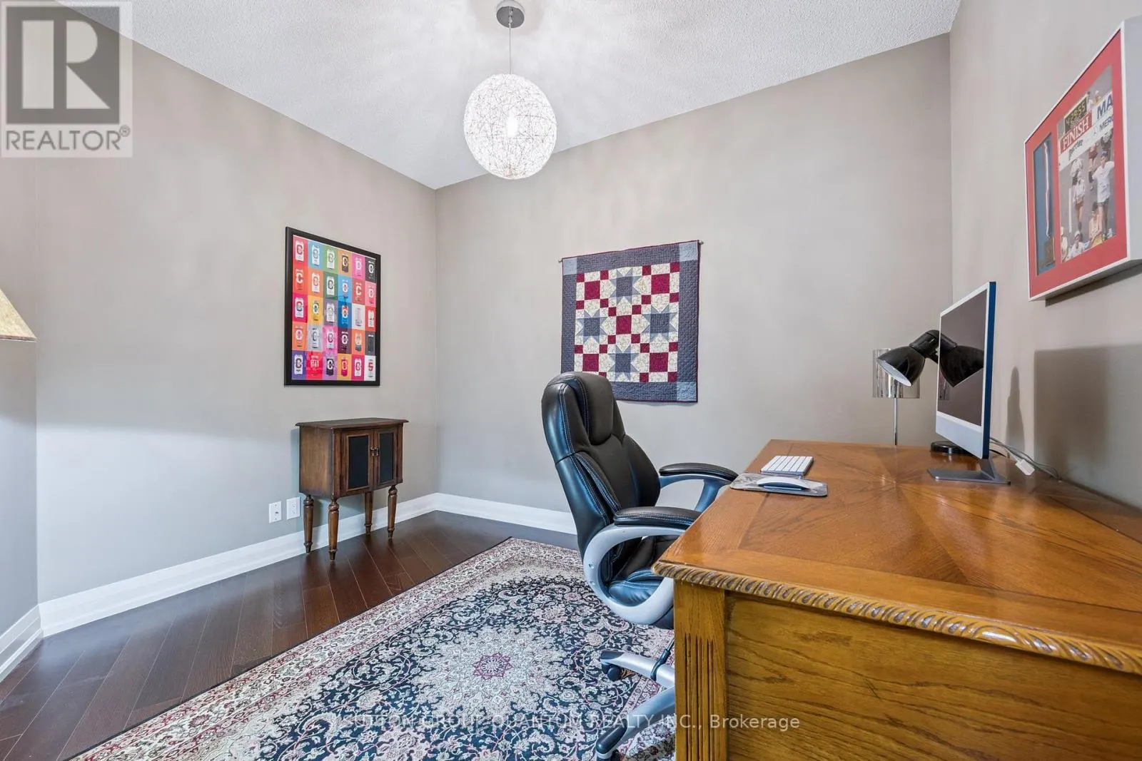 805 - 85 THE DONWAY WEST