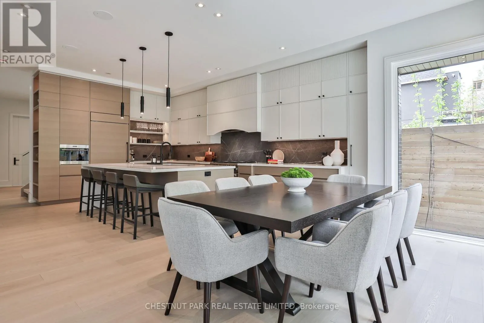 2 MARCHWOOD DRIVE