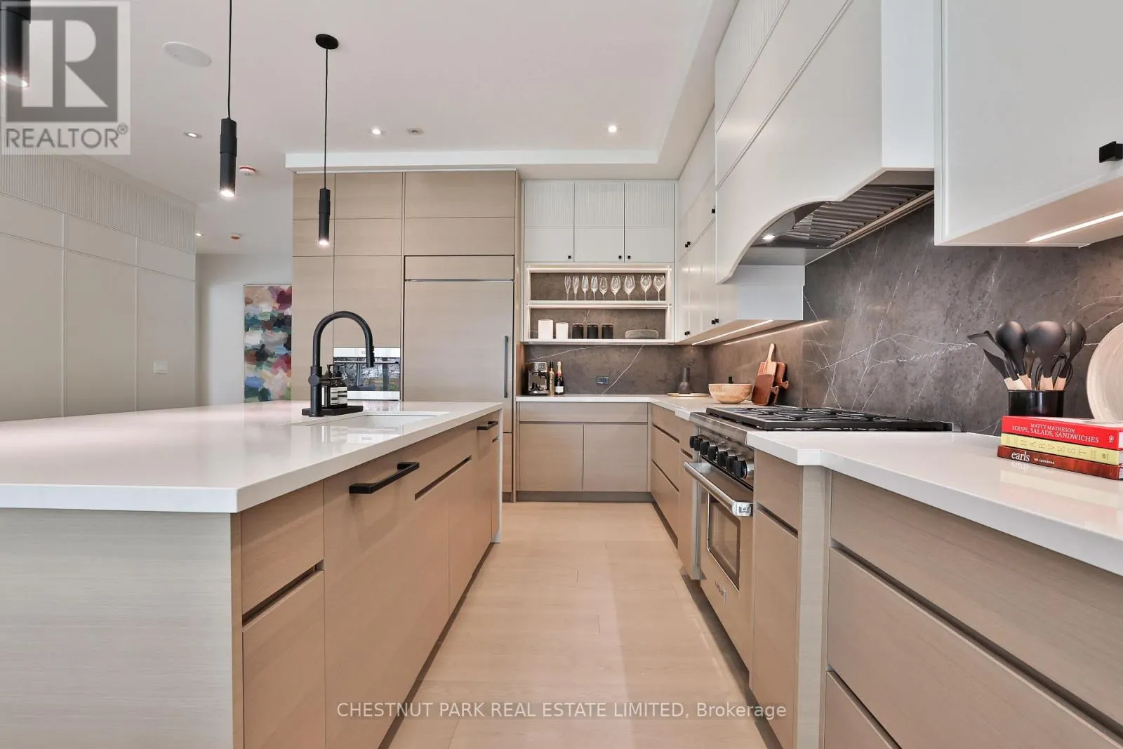 2 MARCHWOOD DRIVE