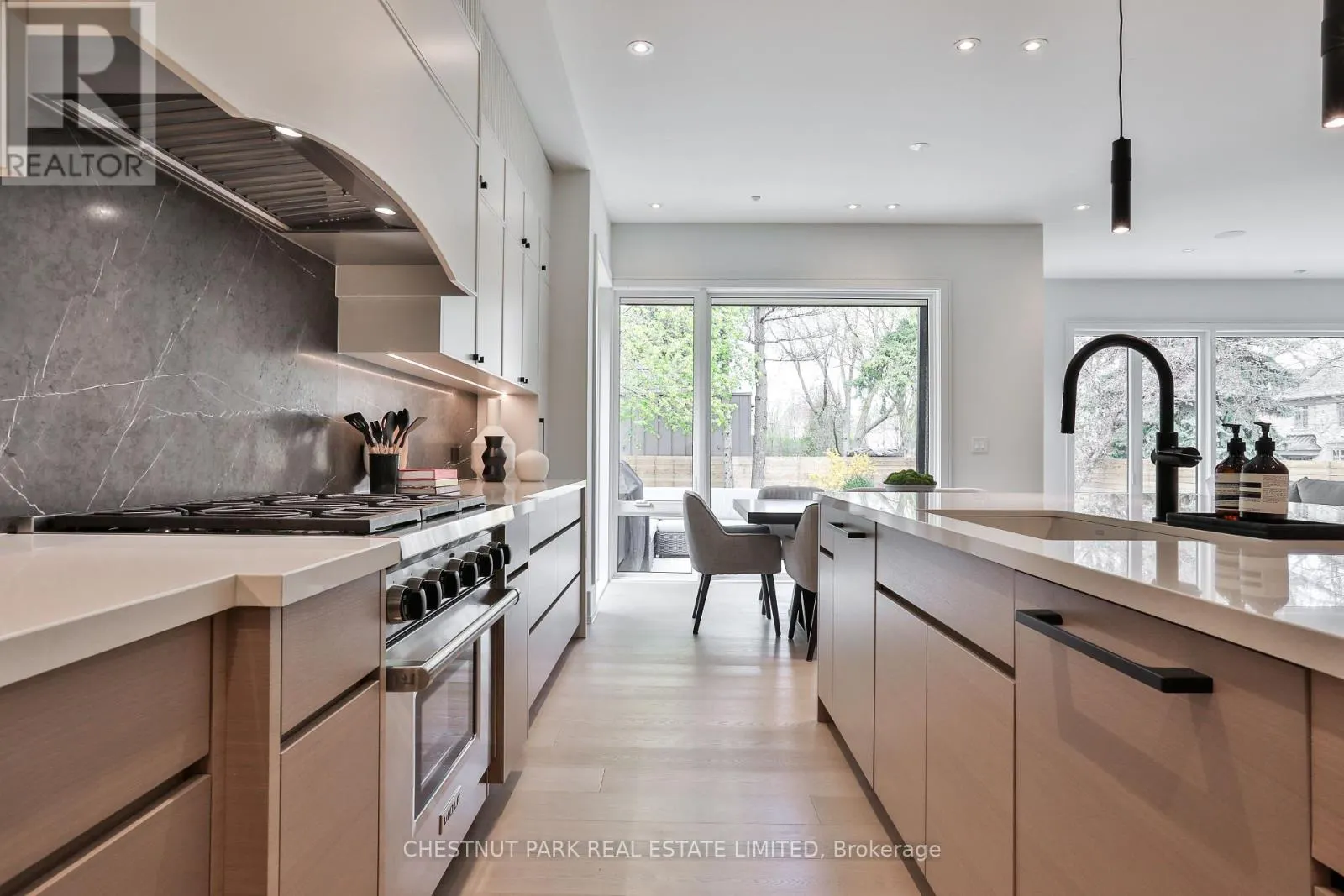 2 MARCHWOOD DRIVE