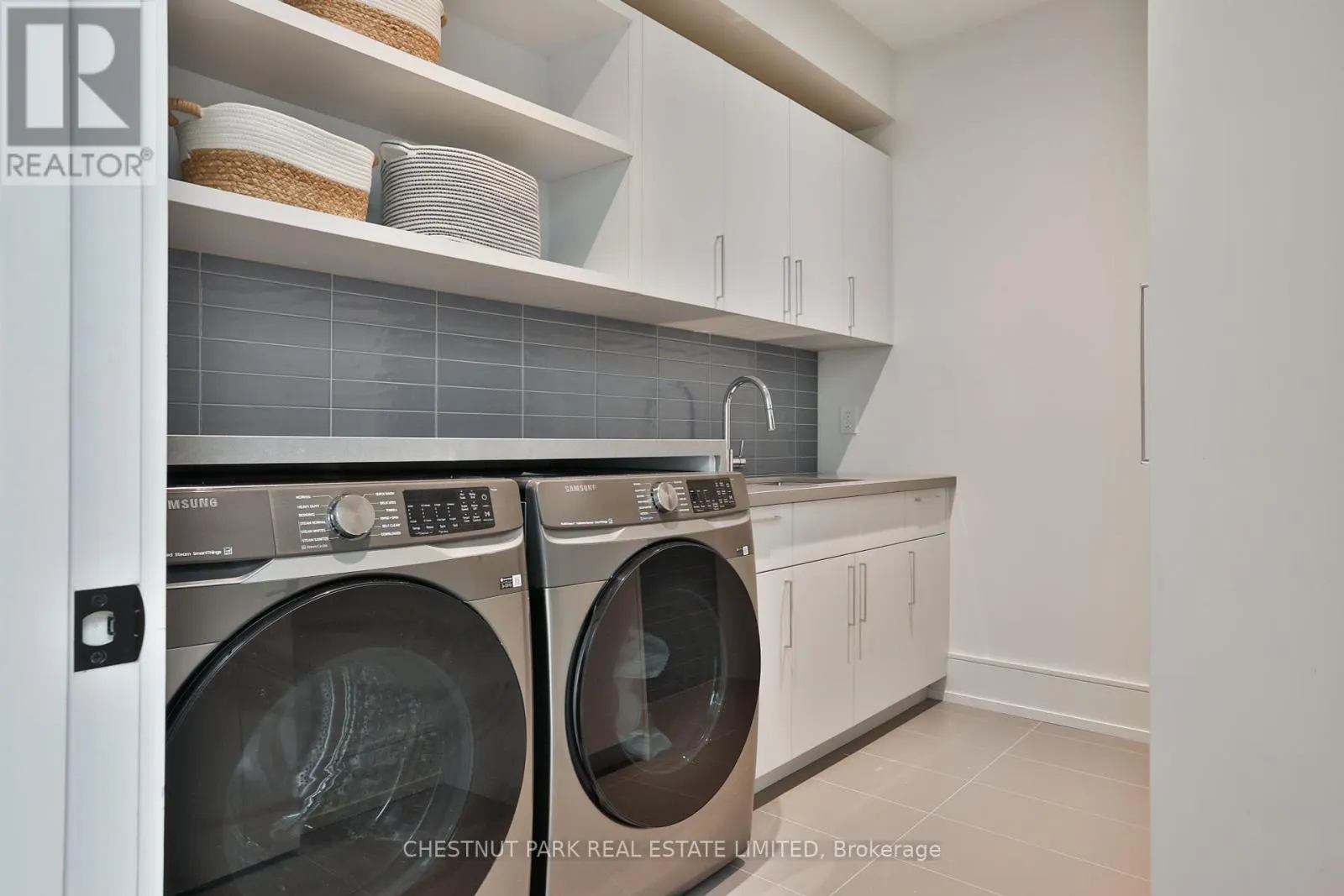 2 MARCHWOOD DRIVE
