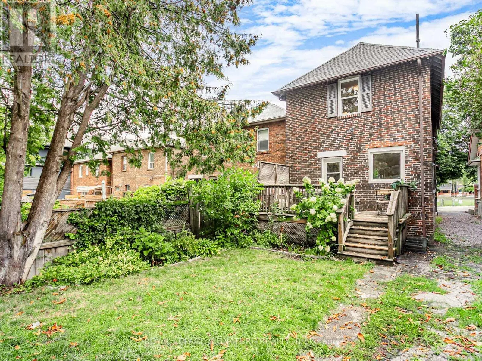 12 CHERRYWOOD AVENUE