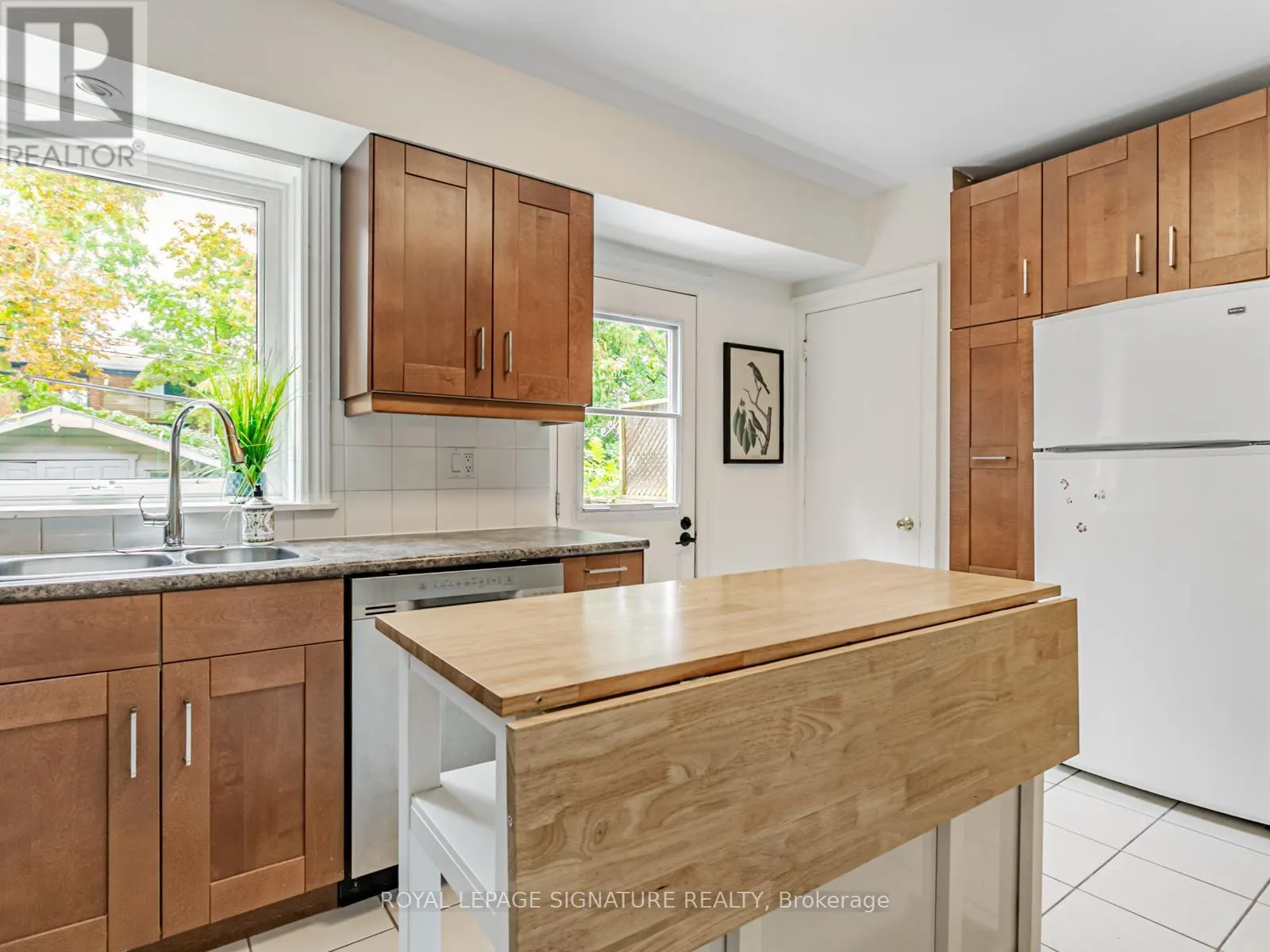 12 CHERRYWOOD AVENUE