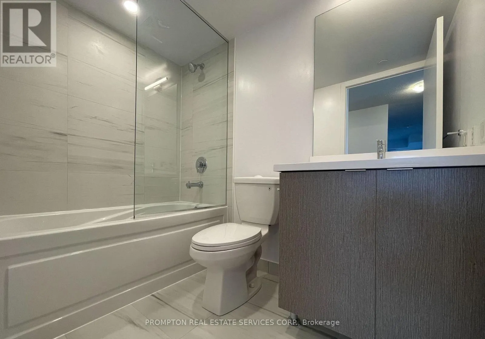 2312 - 219 DUNDAS STREET E