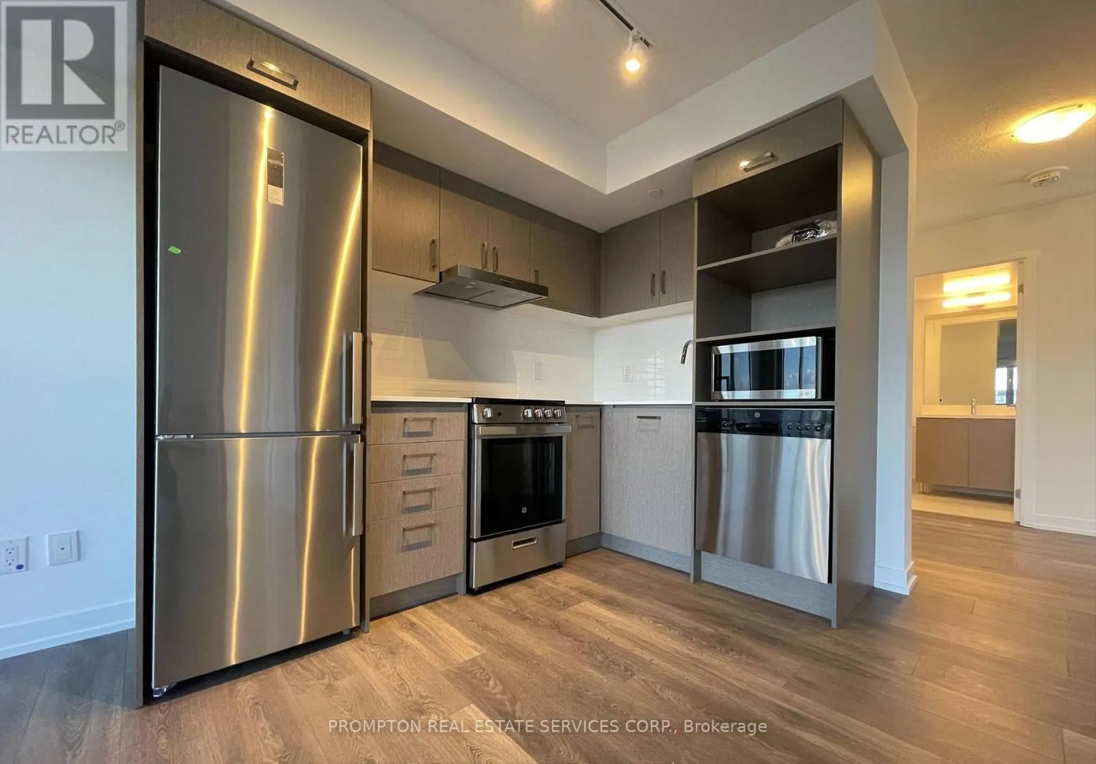 2312 - 219 DUNDAS STREET E