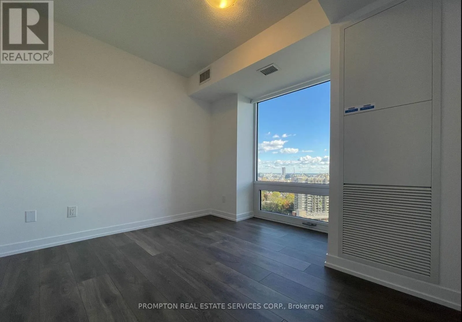 2312 - 219 DUNDAS STREET E