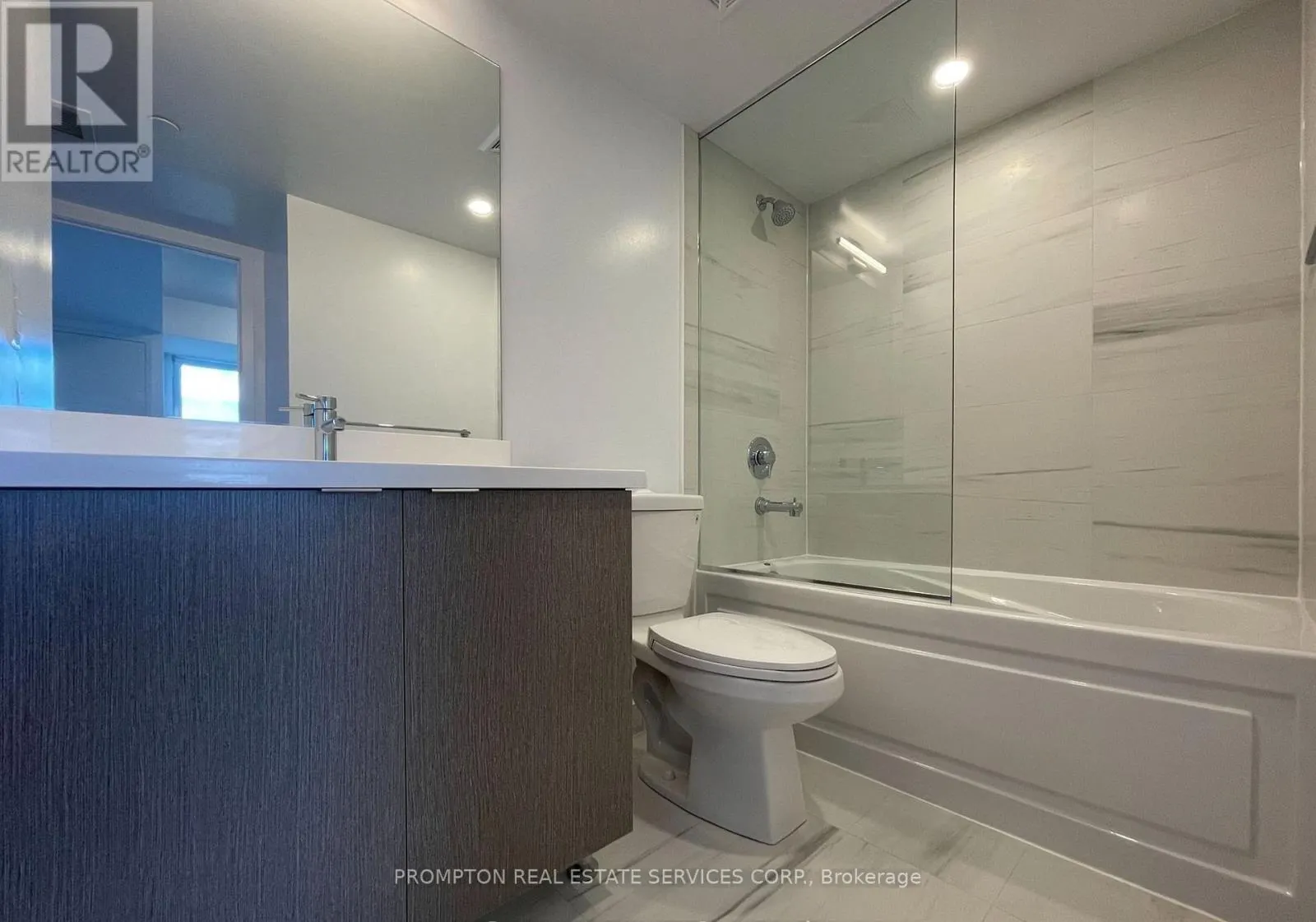 2312 - 219 DUNDAS STREET E
